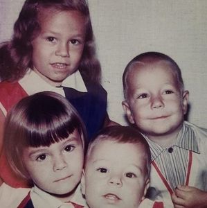 Meet your Posher, Paula